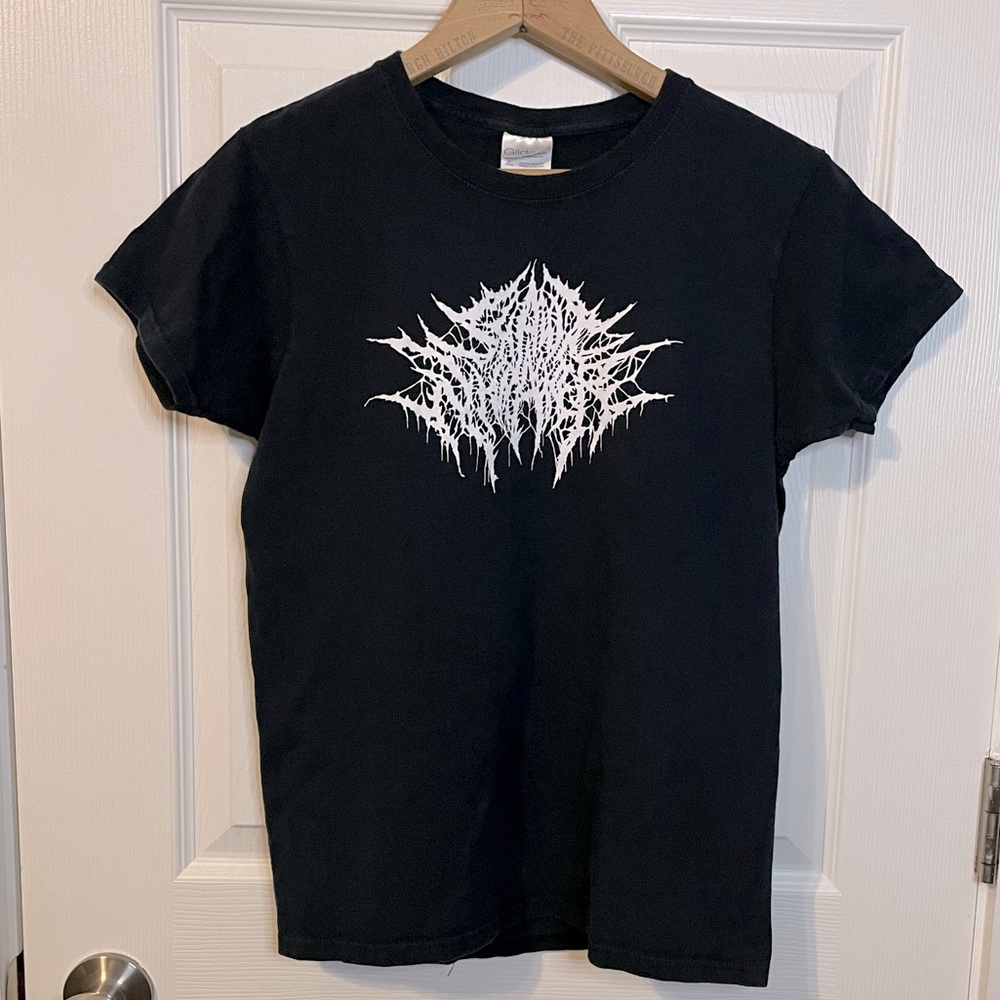 Gildan Shawn Whitaker black tee w/ front graphic ladies sz S